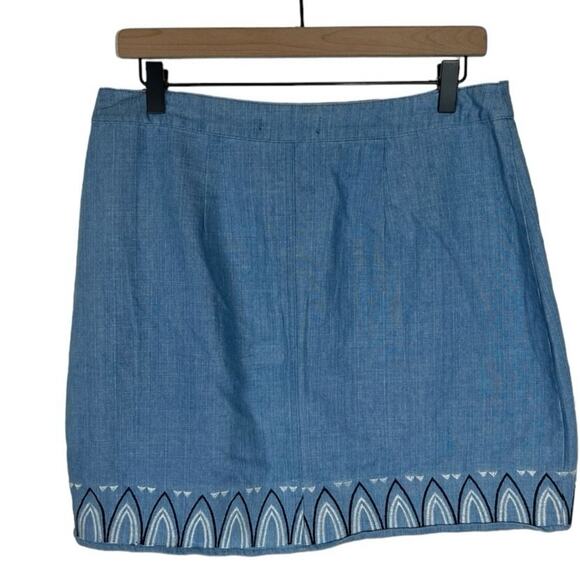 Beau Tissu Chambray Cotton Floral Embroidered Mini Pencil Button Up Skirt Size L - Picture 2 of 7